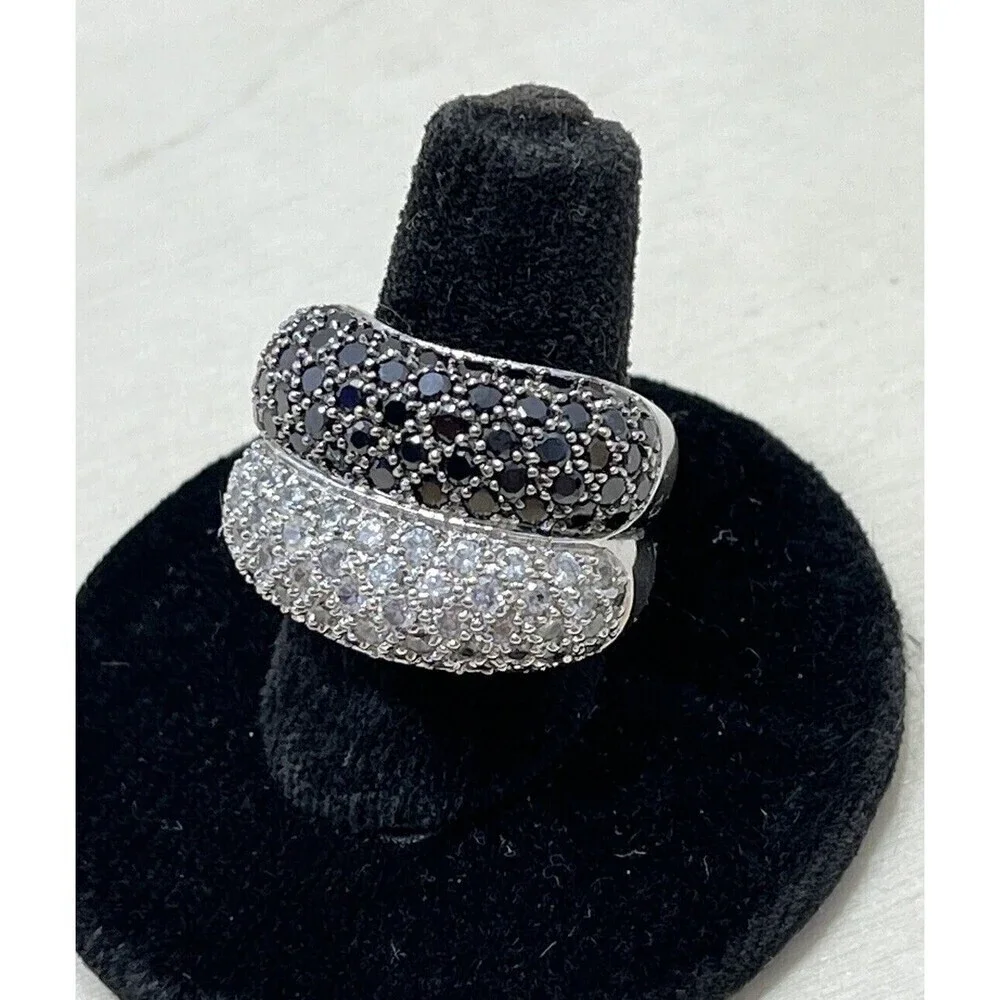 925 STERLING SILVER PAVÉ SET CZ DOUBLE BAND RING, SIZE 6.25 - Regency Mob Wife